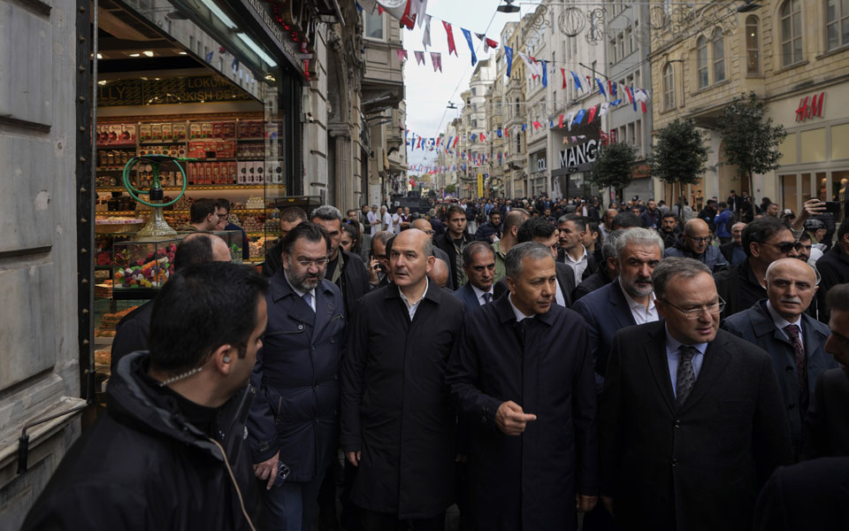 5AEFE1C1 BE35 4C55 A02A C077D7FB724F