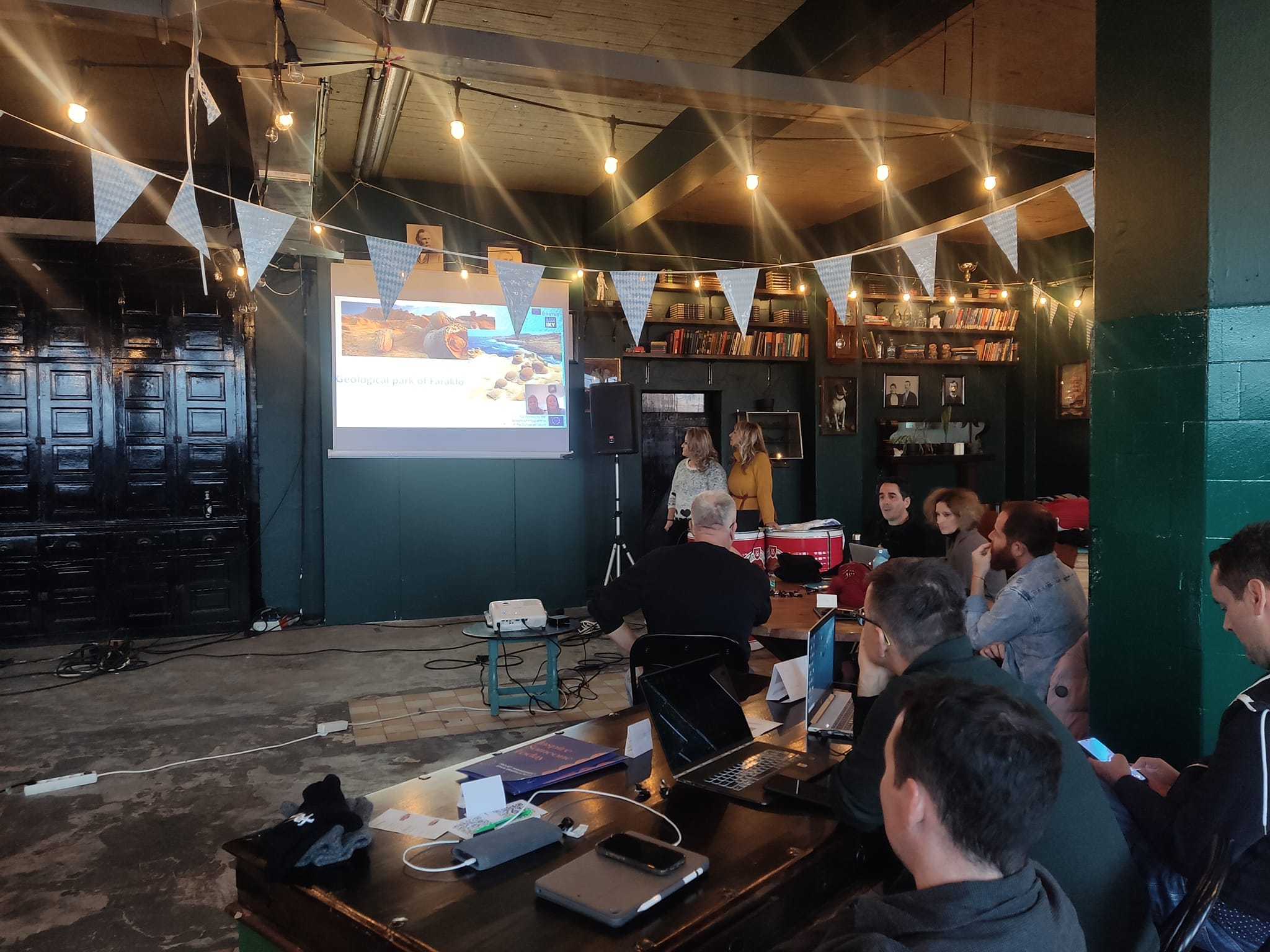 312304902 10230119636115819 239689183633949714 n