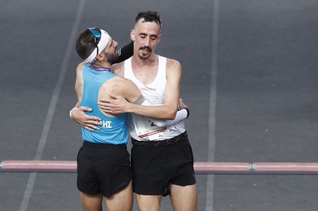 b3813cdb667b4553bc4169346de3efdb8878