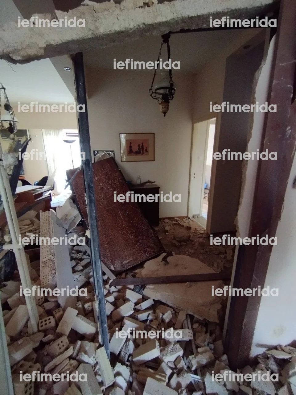 giafka ampelokipoi esoteriko gkremismeno1121