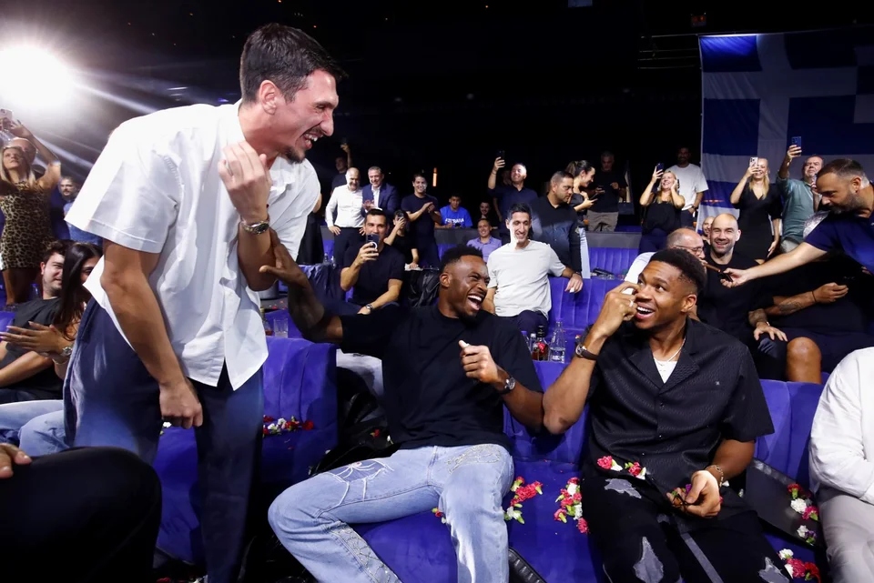 glenti ethinikis boyzoykia 2614