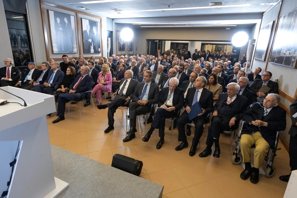 mitsotakis idryma421212