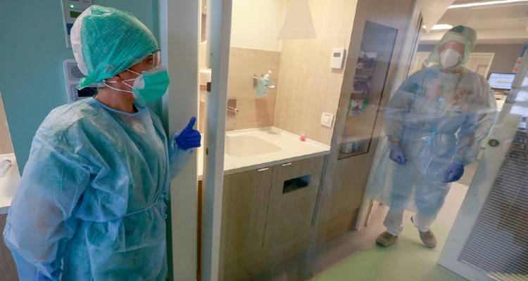 Κορωνοϊός: Στα 1.152 τα νέα κρούσματα | Αρνητικό ρεκόρ με 153 διασωληνωμένους