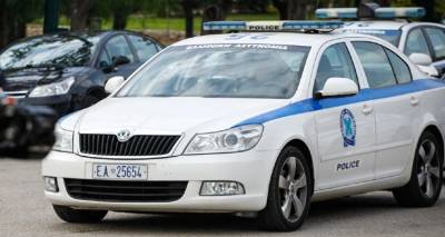 &Tau;&rho;&alpha;&gamma;&omega;&delta;ί&alpha; &sigma;&tau;&eta;&nu; &Alpha;&rho;&gamma;&omicron;&lambda;ί&delta;&alpha;: &laquo;&Delta;&epsilon;&nu; &alpha;&nu;&tau;έ&chi;&omega; ά&lambda;&lambda;&omicron;, &sigma;&upsilon;&gamma;&gamma;&nu;ώ&mu;&eta;...&raquo; έ&gamma;&rho;&alpha;&psi;&epsilon; &omicron; &eta;&lambda;&iota;&kappa;&iota;&omega;&mu;έ&nu;&omicron;&sigmaf; &pi;&omicron;&upsilon; &sigma;&kappa;ό&tau;&omega;&sigma;&epsilon; &tau;&eta; &gamma;&upsilon;&nu;&alpha;ί&kappa;&alpha; &tau;&omicron;&upsilon; &kappa;&alpha;&iota; &alpha;&upsilon;&tau;&omicron;&kappa;&tau;ό&nu;&eta;&sigma;&epsilon;