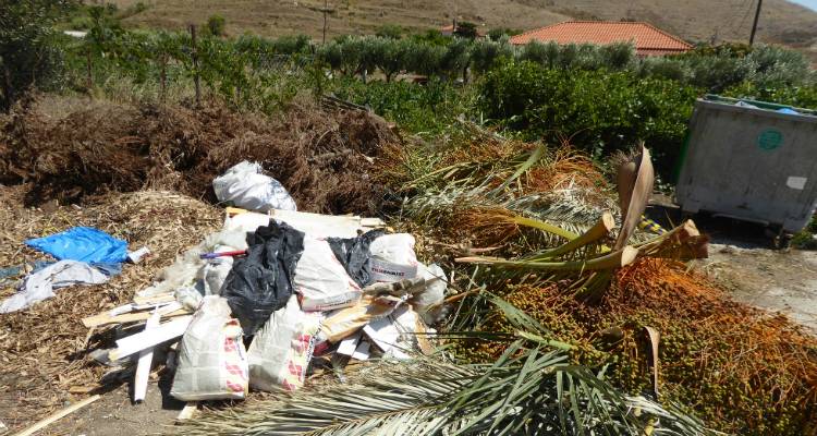 &Kappa;&alpha;&tau;&alpha;&gamma;&gamma;&epsilon;&lambda;ί&alpha; &kappa;&alpha;&tau;&omicron;ί&kappa;&omicron;&upsilon; &tau;&eta;&sigmaf; &Lambda;ή&mu;&nu;&omicron;&upsilon;: &Alpha;&sigma;&upsilon;&nu;&epsilon;ί&delta;&eta;&tau;&omicron;&iota; &pi;έ&tau;&alpha;&xi;&alpha;&nu; &kappa;&lambda;&alpha;&delta;&iota;ά &kappa;&alpha;&iota; &mu;&pi;ά&zeta;&alpha; &delta;ί&pi;&lambda;&alpha; &alpha;&pi;ό &kappa;ά&delta;&omicron; &alpha;&pi;&omicron;&rho;&rho;&iota;&mu;&mu;ά&tau;&omega;&nu;