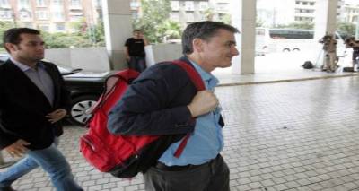 "&Pi;&upsilon;&rho;&epsilon;&tau;ό&sigmaf;" &delta;&iota;&alpha;&beta;&omicron;&upsilon;&lambda;&epsilon;ύ&sigma;&epsilon;&omega;&nu; &pi;&rho;&iota;&nu; &tau;&eta; &sigma;&upsilon;&mu;&phi;&omega;&nu;ί&alpha;