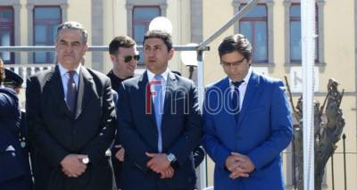 &Lambda;. &Alpha;&upsilon;&gamma;&epsilon;&nu;ά&kappa;&eta;&sigmaf; &alpha;&pi;ό &tau;&eta; &Lambda;ή&mu;&nu;&omicron;: &laquo;&Tau;&iota;&mu;&omicron;ύ&mu;&epsilon; &tau;&omicron;&upsilon;&sigmaf; ή&rho;&omega;&epsilon;&sigmaf; &tau;&omicron;&upsilon; '21 &alpha;&lambda;&lambda;ά &kappa;&alpha;&iota; &tau;&omicron;&upsilon;&sigmaf; &sigma;ύ&gamma;&chi;&rho;&omicron;&nu;&omicron;&upsilon;&sigmaf; ή&rho;&omega;&epsilon;&sigmaf;&raquo;