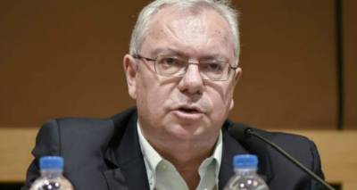 &Sigma;&tau;. &Mu;&alpha;&lambda;έ&lambda;&eta;&sigmaf; &gamma;&iota;&alpha; &iota;&sigma;&omicron;&delta;ύ&nu;&alpha;&mu;&alpha; &tau;&omicron;&upsilon; &mu;&epsilon;&iota;&omega;&mu;έ&nu;&omicron;&upsilon; &Phi;&Pi;&Alpha;: &laquo;&Gamma;&iota;&alpha; &mu;&iota;&alpha; &alpha;&kappa;ό&mu;&alpha; &phi;&omicron;&rho;ά &phi;&alpha;ί&nu;&epsilon;&tau;&alpha;&iota; &eta; &epsilon;&pi;&iota;&pi;&omicron;&lambda;&alpha;&iota;ό&tau;&eta;&tau;&alpha; &tau;&omicron;&upsilon; &kappa;. &Tau;&sigma;ί&pi;&rho;&alpha;&raquo;