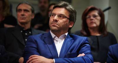 &Delta;ή&mu;&alpha;&rho;&chi;&omicron;&sigmaf; &Lambda;ή&mu;&nu;&omicron;&upsilon; &sigma;&tau;&omicron;&nu; FM 100: &laquo;&Theta;&alpha; &beta;&rho;&epsilon;&theta;ώ &alpha;&pi;έ&nu;&alpha;&nu;&tau;&iota; &sigma;&epsilon; ό&pi;&omicron;&iota;&omicron;&nu; &pi;ά&epsilon;&iota; &nu;&alpha; &epsilon;&kappa;&mu;&epsilon;&tau;&alpha;&lambda;&lambda;&epsilon;&upsilon;&tau;&epsilon;ί &tau;&eta;&nu; &pi;&epsilon;&rho;&iota;&omicron;&upsilon;&sigma;ί&alpha; &tau;&omicron;&upsilon; &alpha;&pi;ό &tau;&omicron; &mu;&epsilon;&tau;&alpha;&nu;&alpha;&sigma;&tau;&epsilon;&upsilon;&tau;&iota;&kappa;ό&raquo; (audio)