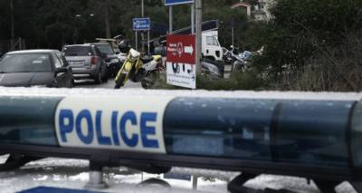 &Pi;&alpha;&rho;&alpha;&delta;ό&theta;&eta;&kappa;&epsilon; &omicron; ά&nu;&delta;&rho;&alpha;&sigmaf; &pi;&omicron;&upsilon; &epsilon;ί&chi;&epsilon; &tau;&alpha;&mu;&pi;&omicron;&upsilon;&rho;&omega;&theta;&epsilon;ί &sigma;&epsilon; &delta;&iota;&alpha;&mu;έ&rho;&iota;&sigma;&mu;&alpha; &sigma;&tau;&omicron; &Mu;&epsilon;&tau;&alpha;&xi;&omicron;&upsilon;&rho;&gamma;&epsilon;ί&omicron;