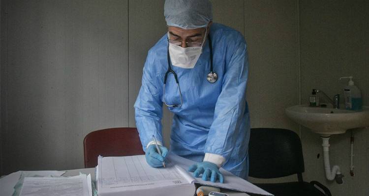 Κορωνοϊός: Στα 342 τα νέα κρούσματα, 213 στην Αττική | Εννέα θάνατοι - 68 διασωληνωμένοι