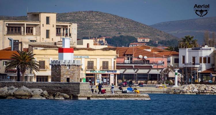 Σήμερα η Κομισιόν «ξεκλειδώνει» τον τουρισμό | Τι προτείνει, ποιοι βάζουν εμπόδια