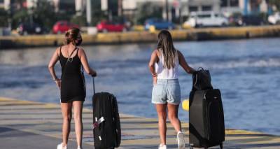 &Tau;&omicron; &epsilon;&lambda;&lambda;&eta;&nu;&iota;&kappa;ό... green pass &gamma;&iota;&alpha; &tau;&alpha; &nu;&eta;&sigma;&iota;ά | &Mu;&epsilon; &tau;&iota; έ&gamma;&gamma;&rho;&alpha;&phi;&alpha; &theta;&alpha; &gamma;ί&nu;&omicron;&nu;&tau;&alpha;&iota; &omicron;&iota; &mu;&epsilon;&tau;&alpha;&kappa;&iota;&nu;ή&sigma;&epsilon;&iota;&sigmaf; &alpha;&pi;ό 5 &Iota;&omicron;&upsilon;&lambda;ί&omicron;&upsilon;