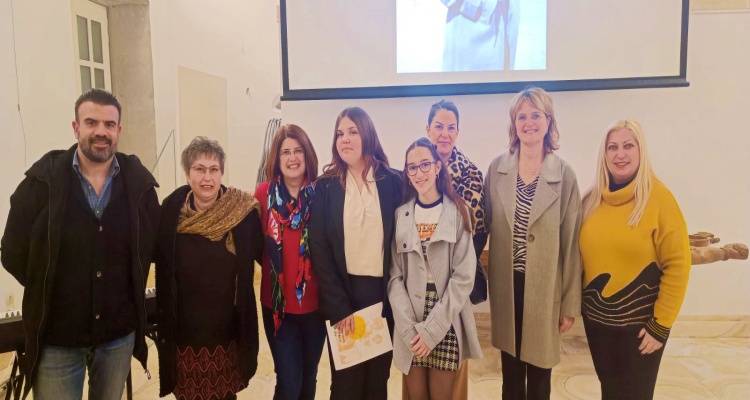 Το Γυμνάσιο Λιβαδοχωρίου «περπάτησε» στις διαδρομές της Άλκης Ζέη