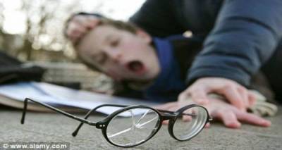 &laquo;&Epsilon;&pi;&iota;&theta;&epsilon;&tau;&iota;&kappa;ό&tau;&eta;&tau;&alpha; &sigma;&tau;&eta;&nu; &pi;&rho;&omicron;&sigma;&chi;&omicron;&lambda;&iota;&kappa;ή &eta;&lambda;&iota;&kappa;ί&alpha;&raquo; | &Omicron;&mu;&iota;&lambda;ί&alpha; &sigma;&tau;&omicron; 4&omicron; &nu;&eta;&pi;&iota;&alpha;&gamma;&omega;&gamma;&epsilon;ί&omicron; &Mu;ύ&rho;&iota;&nu;&alpha;&sigmaf;