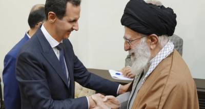 &Theta;&alpha; &phi;έ&rho;&epsilon;&iota; &eta; &pi;&tau;ώ&sigma;&eta; &tau;&omicron;&upsilon; Ά&sigma;&alpha;&nu;&tau; &sigma;&tau;&eta; &Sigma;&upsilon;&rho;ί&alpha; &tau;&omicron; &tau;έ&lambda;&omicron;&sigmaf; &tau;&omicron;&upsilon; &kappa;&alpha;&theta;&epsilon;&sigma;&tau;ώ&tau;&omicron;&sigmaf; &sigma;&tau;&omicron; &Iota;&rho;ά&nu;; &Tau;&iota; &pi;&rho;&omicron;&beta;&lambda;έ&pi;&omicron;&upsilon;&nu; &epsilon;&iota;&delta;&iota;&kappa;&omicron;ί