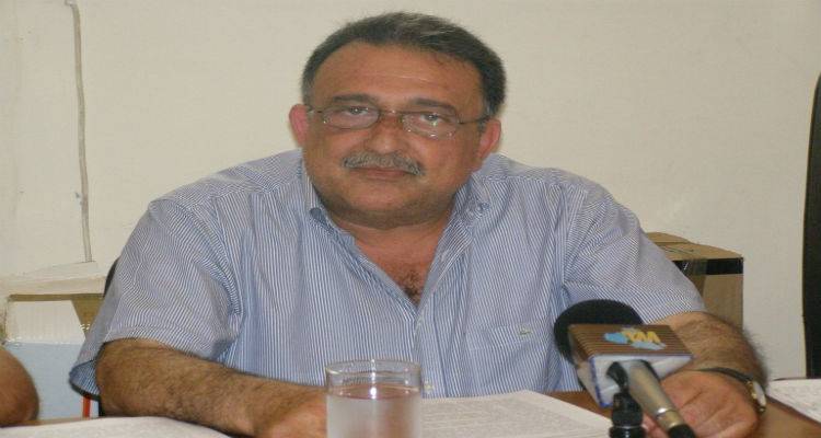 &Omicron; &Sigma;ύ&lambda;&lambda;&omicron;&gamma;&omicron;&sigmaf; &Mu;&epsilon;&rho;&iota;&delta;&iota;&omicron;ύ&chi;&omega;&nu; &Sigma;&upsilon;&nu; &Tau;&rho;&alpha;&pi;&epsilon;&zeta;&alpha;&sigmaf; &Lambda;έ&sigma;&beta;&omicron;&upsilon; &Lambda;ή&mu;&nu;&omicron;&upsilon; &gamma;&iota;&alpha; &tau;&omicron; &theta;ά&nu;&alpha;&tau;&omicron; &tau;&omicron;&upsilon; &Mu;&iota;&chi;ά&lambda;&eta; &Alpha;&nu;&delta;&rho;&iota;ώ&tau;&eta;