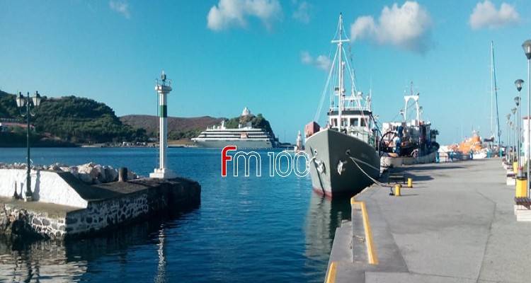 Έδεσε στο λιμάνι της Μύρινας το World Explorer