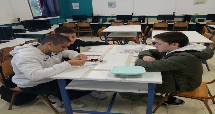 Ο Όμιλος Ρομποτικής του Γυμνασίου Λιβαδοχωρίου συνεχίζει δυναμικά!