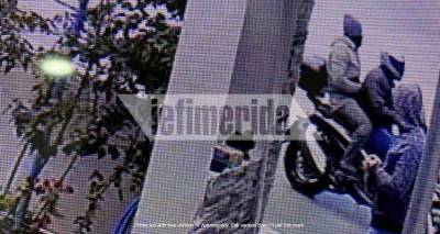 &Delta;&omicron;&lambda;&omicron;&phi;&omicron;&nu;ί&alpha; &Gamma;&iota;ώ&rho;&gamma;&omicron;&upsilon; &Kappa;&alpha;&rho;&alpha;ϊ&beta;ά&zeta;: &Pi;ώ&sigmaf; έ&delta;&rho;&alpha;&sigma;&alpha;&nu; &omicron;&iota; &epsilon;&kappa;&tau;&epsilon;&lambda;&epsilon;&sigma;&tau;έ&sigmaf;, &tau;&iota; &delta;&epsilon;ί&chi;&nu;&omicron;&upsilon;&nu; &tau;&alpha; &pi;&rho;ώ&tau;&alpha; &beta;ί&nu;&tau;&epsilon;&omicron;