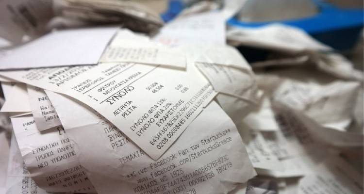 «Ανάσα» με τις αποδείξεις: Τα δυο σενάρια που παγώνουν ποινές και πρόστιμα