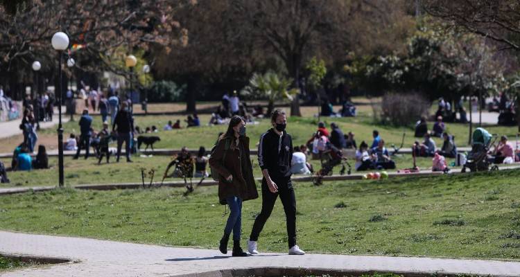 Εμβόλιο Johnson &amp; Johnson: Σύσταση για αναστολή στις ΗΠΑ, πώς αντιδρά η ΕΕ | Σήμερα οι πρώτες δόσεις στην Ελλάδα