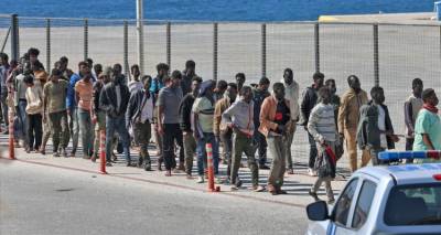 Πλεύρης: «Φυλακή ή έξοδος από τη χώρα για τους λαθρομετανάστες» | Δεν θα εκβιάσουν την Ελλάδα