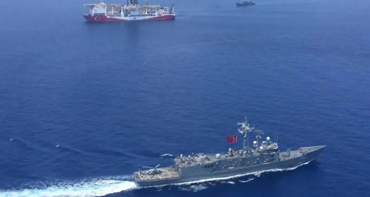 &Eta; &Tau;&omicron;&upsilon;&rho;&kappa;ί&alpha; &epsilon;&xi;έ&delta;&omega;&sigma;&epsilon; Navtex &gamma;&iota;&alpha; &tau;&omicron; &laquo;FILIA&raquo; &sigma;&tau;&omicron; &Alpha;&iota;&gamma;&alpha;ί&omicron; &alpha;&nu;ά&mu;&epsilon;&sigma;&alpha; &sigma;&epsilon; &Lambda;ή&mu;&nu;&omicron; &kappa;&alpha;&iota; &Sigma;&alpha;&mu;&omicron;&theta;&rho;ά&kappa;&eta;
