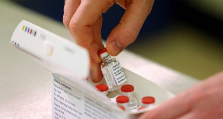 Κλιμακώνεται η κόντρα: H AstraZeneca ακύρωσε το κρίσιμο ραντεβού με την ΕΕ για τα εμβόλια