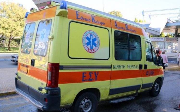 &Delta;ί&kappa;&upsilon;&kappa;&lambda;&omicron; &pi;&alpha;&rho;έ&sigma;&upsilon;&rho;&epsilon; &kappa;&alpha;&iota; &tau;&rho;&alpha;&upsilon;&mu;ά&tau;&iota;&sigma;&epsilon; &pi;&epsilon;&zeta;ή &sigma;&tau;&eta; &Mu;ύ&rho;&iota;&nu;&alpha;