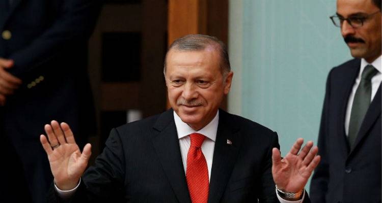 &Tau;&omicron;&upsilon;&rho;&kappa;ί&alpha;: &Omicron; &Epsilon;&rho;&nu;&tau;&omicron;&gamma;ά&nu; &mu;&epsilon; έ&nu;&alpha; &delta;&iota;ά&tau;&alpha;&gamma;&mu;&alpha; &alpha;&pi;&omicron;&lambda;ύ&epsilon;&iota; &pi;ά&nu;&omega; &alpha;&pi;ό 18.000 &epsilon;&rho;&gamma;&alpha;&zeta;ό&mu;&epsilon;&nu;&omicron;&upsilon;&sigmaf; &sigma;&tau;&omicron; &delta;&eta;&mu;ό&sigma;&iota;&omicron;