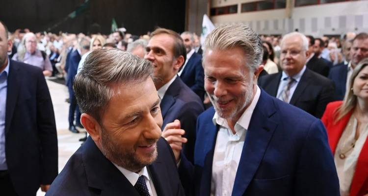 &Phi;&alpha;&gamma;&omega;&mu;ά&rho;&alpha; &sigma;&tau;&omicron; &Pi;&Alpha;&Sigma;&Omicron;&Kappa;: &Mu;&epsilon;&tau;ά &tau;&eta;&nu; &laquo;&kappa;&omicron;&lambda;&lambda;&eta;&mu;έ&nu;&eta; &beta;&epsilon;&lambda;ό&nu;&alpha;&raquo;, &pi;&tau;ώ&sigma;&eta; &sigma;&tau;&eta;&nu; &tau;&rho;ί&tau;&eta; &theta;έ&sigma;&eta; -&Omicron;&iota; &epsilon;&pi;ό&mu;&epsilon;&nu;&epsilon;&sigmaf; &kappa;&iota;&nu;ή&sigma;&epsilon;&iota;&sigmaf; &Alpha;&nu;&delta;&rho;&omicron;&upsilon;&lambda;ά&kappa;&eta;