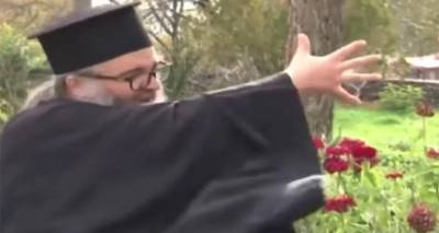 Viral &beta;ί&nu;&tau;&epsilon;&omicron; &mu;&epsilon; &tau;&omicron;&nu; &pi;&alpha;&pi;&alpha;-&Nu;&iota;&kappa;ό&lambda;&alpha; &nu;&alpha; &delta;ί&nu;&epsilon;&iota; &rho;έ&sigma;&tau;&alpha; &kappa;&alpha;&iota;... &mu;ί&alpha; &mu;&omicron;ύ&tau;&zeta;&alpha; &kappa;&alpha;&tau;ά &tau;&omega;&nu; &alpha;&nu;&tau;&iota;&epsilon;&mu;&beta;&omicron;&lambda;&iota;&alpha;&sigma;&tau;ώ&nu;