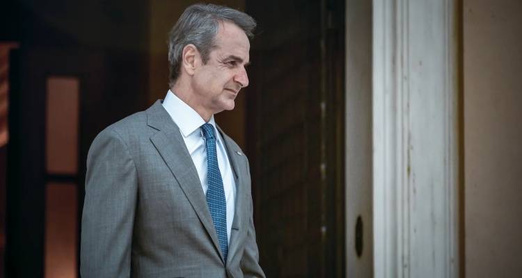 &Sigma;&tau;&eta;&nu; &Alpha;&Alpha;&Delta;&Epsilon; &sigma;ή&mu;&epsilon;&rho;&alpha; &omicron; &pi;&rho;&omega;&theta;&upsilon;&pi;&omicron;&upsilon;&rho;&gamma;ό&sigmaf;, &sigma;&upsilon;&nu;ά&nu;&tau;&eta;&sigma;&eta; &mu;&epsilon; &epsilon;&upsilon;&rho;&omega;&beta;&omicron;&upsilon;&lambda;&epsilon;&upsilon;&tau;έ&sigmaf; &sigma;&tau;&omicron; &Mu;&alpha;&xi;ί&mu;&omicron;&upsilon;