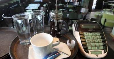 Εντός της ημέρας η εγκύκλιος για την μείωση του ΦΠΑ στην εστίαση