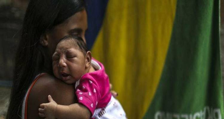 &Iota;&sigma;&pi;&alpha;&nu;ί&alpha;: &Gamma;&epsilon;&nu;&nu;ή&theta;&eta;&kappa;&epsilon; &tau;&omicron; &pi;&rho;ώ&tau;&omicron; &mu;&omega;&rho;ό &mu;&epsilon; &mu;&iota;&kappa;&rho;&omicron;&kappa;&epsilon;&phi;&alpha;&lambda;ί&alpha; &alpha;&pi;ό &tau;&omicron;&nu; &iota;ό &Zeta;ί&kappa;&alpha; &sigma;&epsilon; &epsilon;&upsilon;&rho;&omega;&pi;&alpha;ϊ&kappa;ό έ&delta;&alpha;&phi;&omicron;&sigmaf;
