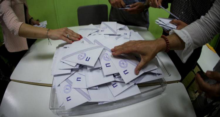 Σταυροδοσία υπ.Περιφερειακών Συμβούλων Λήμνου