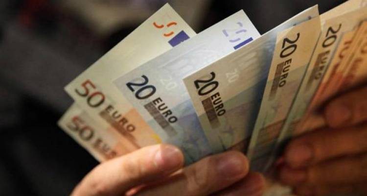 &Sigma;&tau;&iota;&sigmaf; 28 &Nu;&omicron;&epsilon;&mu;&beta;&rho;ί&omicron;&upsilon; &tau;&epsilon;&lambda;&iota;&kappa;ά &eta; &kappa;&alpha;&tau;&alpha;&beta;&omicron;&lambda;ή &tau;&omicron;&upsilon; &Kappa;&omicron;&iota;&nu;&omega;&nu;&iota;&kappa;&omicron;ύ &Epsilon;&iota;&sigma;&omicron;&delta;ή&mu;&alpha;&tau;&omicron;&sigmaf; &Alpha;&lambda;&lambda;&eta;&lambda;&epsilon;&gamma;&gamma;ύ&eta;&sigmaf;