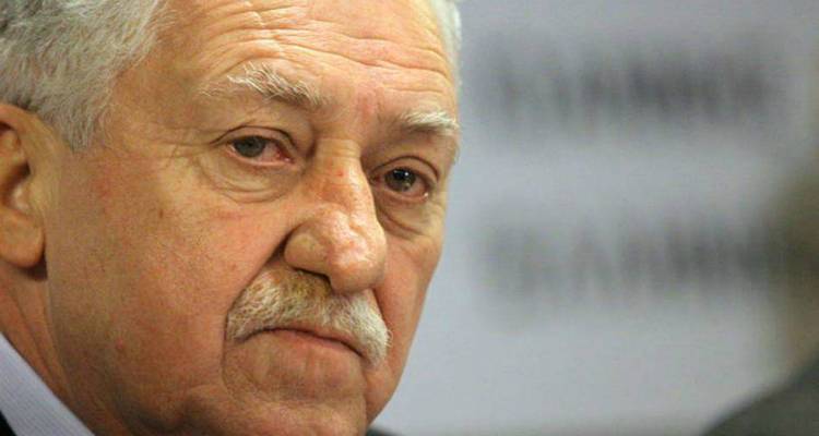 &Alpha;&pi;&alpha;&iota;&sigma;&iota;ό&delta;&omicron;&xi;&omicron;&sigmaf; &omicron; &Kappa;&omicron;&upsilon;&beta;έ&lambda;&eta;&sigmaf; &gamma;&iota;&alpha; &tau;&eta;&nu; &alpha;&pi;&epsilon;&lambda;&epsilon;&upsilon;&theta;έ&rho;&omega;&sigma;&eta; &tau;&omega;&nu; &delta;ύ&omicron; &Epsilon;&lambda;&lambda;ή&nu;&omega;&nu; &sigma;&tau;&rho;&alpha;&tau;&iota;&omega;&tau;&iota;&kappa;ώ&nu;