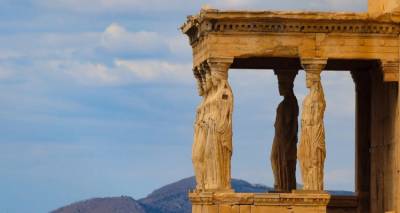 Ραγδαία μείωση του ελληνικού χρέους «βλέπει» το ΔΝΤ | Στο 130% του ΑΕΠ μέχρι το τέλος του 2030