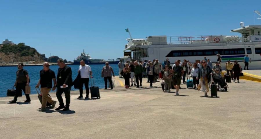 &Lambda;ή&mu;&nu;&omicron;&sigmaf;: &Alpha;&nu;&alpha;&tau;&rho;&omicron;&pi;ή &sigma;&tau;&alpha; &delta;&rho;&omicron;&mu;&omicron;&lambda;ό&gamma;&iota;&alpha; &tau;&omicron;&upsilon; &kappa;&alpha;&tau;&alpha;&mu;&alpha;&rho;ά&nu; &alpha;&pi;ό &Tau;&sigma;&alpha;&nu;ά&kappa;&alpha;&lambda;&epsilon; | &Mu;&epsilon;&tau;ά &tau;&alpha; &mu;έ&sigma;&alpha; &Iota;&omicron;&upsilon;&lambda;ί&omicron;&upsilon; &xi;&alpha;&nu;ά &sigma;&tau;&omicron; &nu;&eta;&sigma;ί