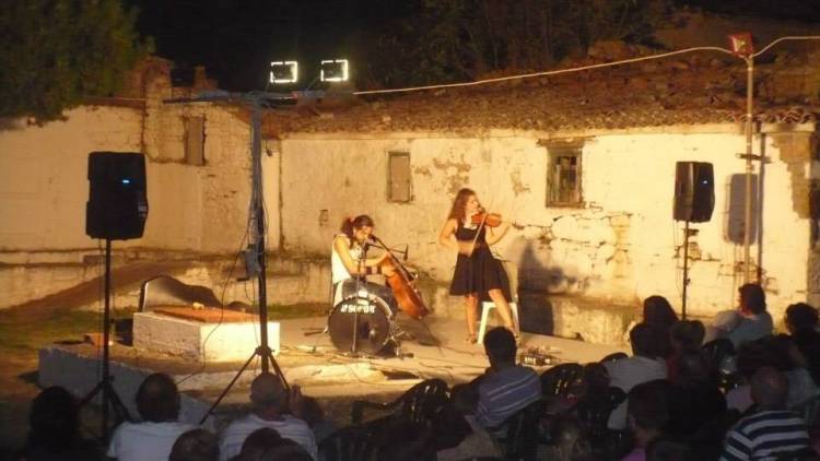 &Kappa;&alpha;&theta;ή&lambda;&omega;&sigma;&alpha;&nu; &tau;&omicron; &kappa;&omicron;&iota;&nu;ό &tau;&eta;&sigmaf; &Lambda;ή&mu;&nu;&omicron;&upsilon; &omicron;&iota;  String Demons &sigma;&tau;&omicron; &Mu;&epsilon;&tau;ό&chi;&iota; (photos + video)