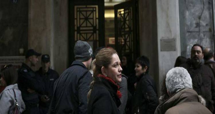 &Alpha;&pi;ό &sigma;ή&mu;&epsilon;&rho;&alpha; &eta; &mu;&epsilon;ί&omega;&sigma;&eta; έ&omega;&sigmaf; 60% &tau;&omega;&nu; &pi;&rho;&omicron;&sigma;&tau;ί&mu;&omega;&nu; &tau;&eta;&sigmaf; &epsilon;&phi;&omicron;&rho;ί&alpha;&sigmaf;