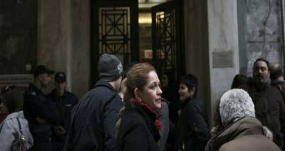 &Alpha;&pi;ό &sigma;ή&mu;&epsilon;&rho;&alpha; &eta; &mu;&epsilon;ί&omega;&sigma;&eta; έ&omega;&sigmaf; 60% &tau;&omega;&nu; &pi;&rho;&omicron;&sigma;&tau;ί&mu;&omega;&nu; &tau;&eta;&sigmaf; &epsilon;&phi;&omicron;&rho;ί&alpha;&sigmaf;