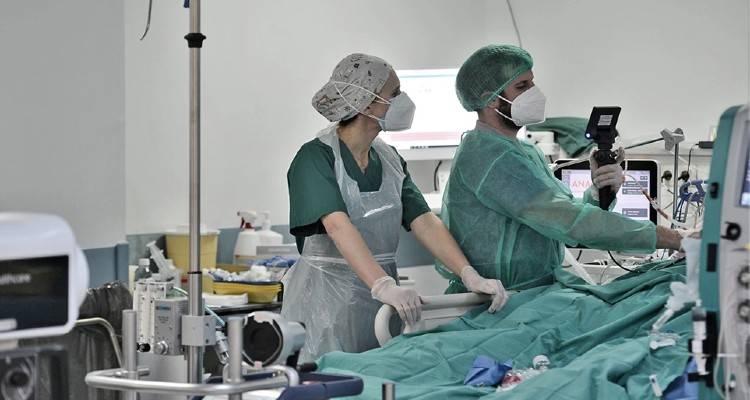 &Kappa;&omicron;&rho;&omega;&nu;&omicron;ϊό&sigmaf;: 1 &kappa;&rho;&omicron;ύ&sigma;&mu;&alpha; &sigma;&tau;&eta;&nu; &Pi;.&Epsilon; &Lambda;ή&mu;&nu;&omicron;&upsilon; | 2.831 &sigma;&tau;&eta; &Chi;ώ&rho;&alpha;, 91 &theta;ά&nu;&alpha;&tau;&omicron;&iota; &kappa;&alpha;&iota; 662 &delta;&iota;&alpha;&sigma;&omega;&lambda;&eta;&nu;&omega;&mu;έ&nu;&omicron;&iota;