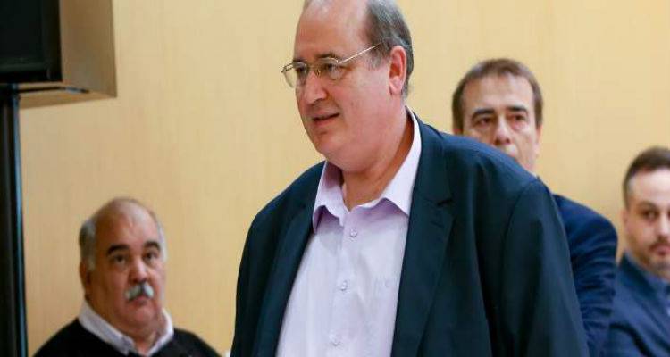 &Beta;&omicron;ύ&rho;&kappa;&omega;&sigma;&epsilon; &omicron; &Phi;ί&lambda;&eta;&sigmaf; | &Beta;&omicron;&lambda;έ&sigmaf; &kappa;&alpha;&tau;ά &Tau;&sigma;ί&pi;&rho;&alpha;, &kappa;&epsilon;&rho;&alpha;&upsilon;&nu;&omicron;ί &kappa;&alpha;&tau;ά &Iota;&epsilon;&rho;ώ&nu;&upsilon;&mu;&omicron;&upsilon; &kappa;&alpha;&iota; &Kappa;&alpha;&mu;&mu;έ&nu;&omicron;&upsilon;