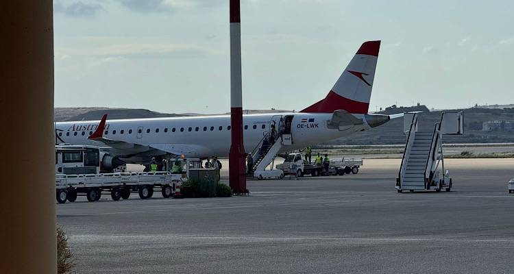 &Sigma;&tau;&eta; &Lambda;ή&mu;&nu;&omicron; &eta; &pi;&rho;ώ&tau;&eta; &alpha;&pi;&epsilon;&upsilon;&theta;&epsilon;ί&alpha;&sigmaf; &pi;&tau;ή&sigma;&eta; &tau;&eta;&sigmaf; Austrian Airlines &alpha;&pi;ό &Beta;&iota;έ&nu;&nu;&eta; &gamma;&iota;&alpha; &tau;&omicron; 2025