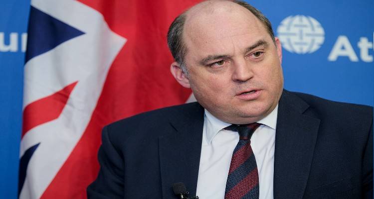&Rho;&omega;&sigma;&iota;&kappa;ή &epsilon;&iota;&sigma;&beta;&omicron;&lambda;ή  &sigma;&tau;&eta;&nu; &Omicron;&upsilon;&kappa;&rho;&alpha;&nu;ί&alpha;: &Tau;&alpha; &sigma;&tau;&rho;&alpha;&tau;&epsilon;ύ&mu;&alpha;&tau;&alpha; &tau;&omicron;&upsilon; &Eta;&nu;&omega;&mu;έ&nu;&omicron;&upsilon; &Beta;&alpha;&sigma;&iota;&lambda;&epsilon;ί&omicron;&upsilon; &delta;&epsilon;&nu; &theta;&alpha; &pi;&omicron;&lambda;&epsilon;&mu;ή&sigma;&omicron;&upsilon;&nu; &kappa;&alpha;&tau;ά &tau;&eta;&sigmaf; &Rho;&omega;&sigma;ί&alpha;&sigmaf;, &upsilon;&pi;&omicron;&gamma;&rho;ά&mu;&mu;&iota;&sigma;&epsilon; &omicron; &Beta;&rho;&epsilon;&tau;&alpha;&nu;ό&sigmaf; &upsilon;&pi;&omicron;&upsilon;&rho;&gamma;ό&sigmaf; Ά&mu;&upsilon;&nu;&alpha;&sigmaf;