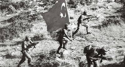 &laquo;&Epsilon;ί&delta;&alpha; &pi;&rho;ώ&tau;&omicron;&sigmaf; &sigma;&tau;&omicron; &rho;&alpha;&nu;&tau;ά&rho; &tau;&iota;&sigmaf; &tau;&omicron;&upsilon;&rho;&kappa;&iota;&kappa;έ&sigmaf; &kappa;&iota;&nu;ή&sigma;&epsilon;&iota;&sigmaf;&raquo;