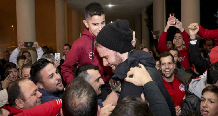 Μπόγρης: «Η Λήμνος είναι κόκκινη, Ολυμπιακέ» (video)